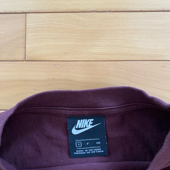 Nike long sleeve - Picture 1 of 2